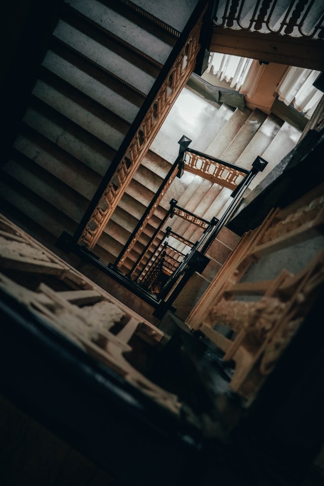 stopnie schodowe drewniane