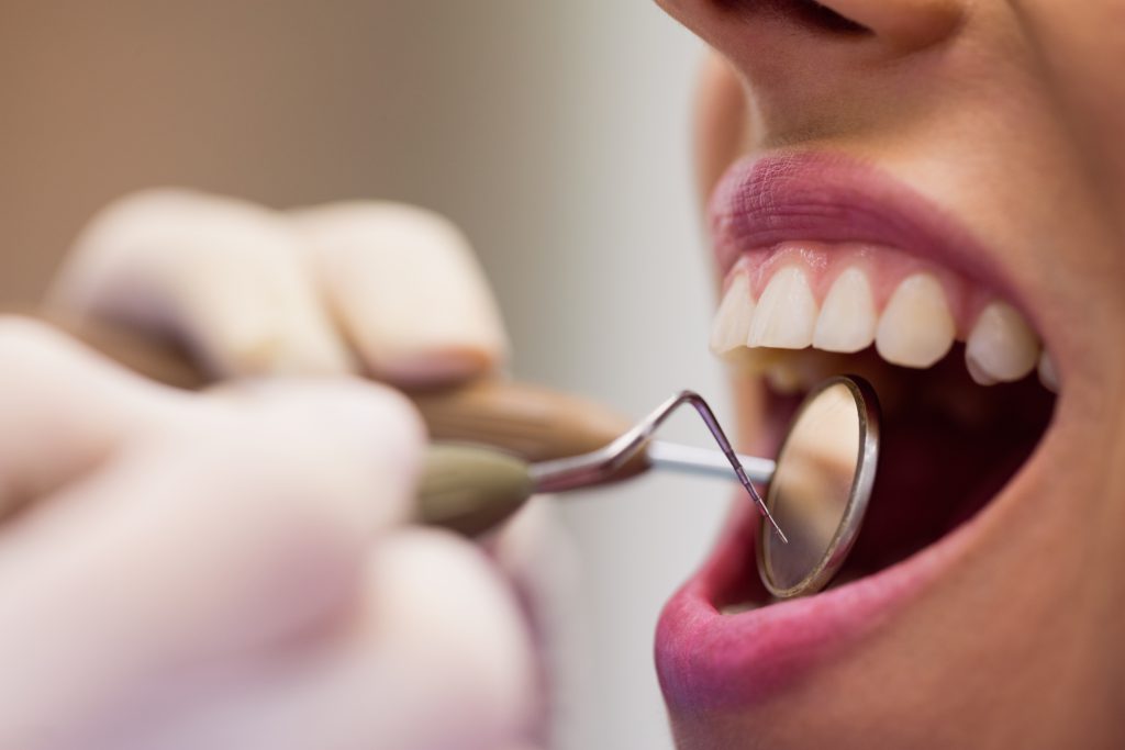 Profesjonalne implanty dentystyczne Olsztyn – nowoczesne rozwiązania na brakujące zęby, które przywracają uśmiech i komfort codziennego życia.

